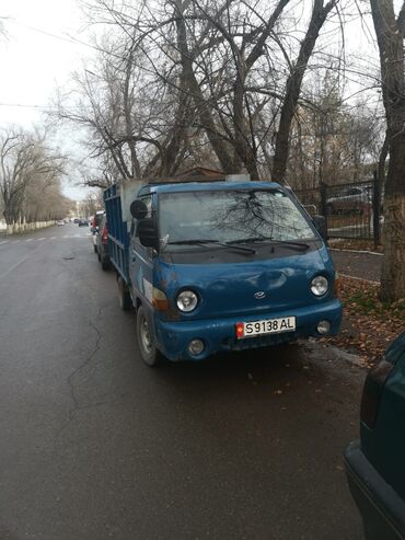 Легкий грузовой транспорт: Легкий грузовик, Hyundai, 2 т, Б/у