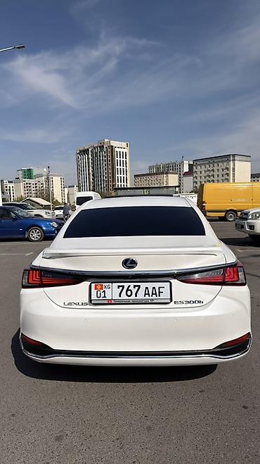 Lexus: Lexus ES: 2019 г., 2.5 л, Вариатор, Гибрид, Седан — 2