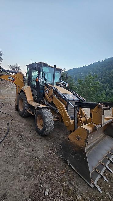 arxa panel: Caterpillar 426 ekskavator-yükləyici 2400 moto saat - Model — 1