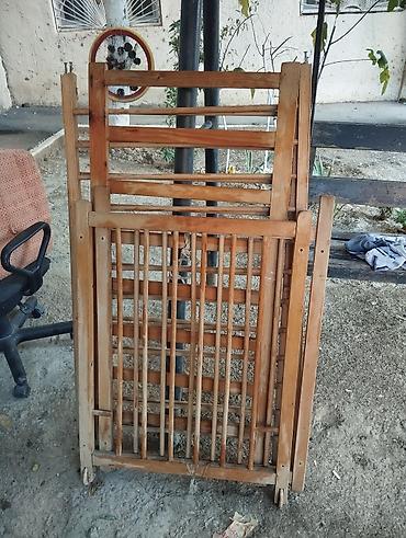 sadə matras: Taxta qatlanan uşaq beşiyi - Material: təbii taxta, lamelli — 1