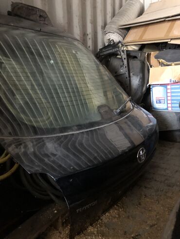 Крышки багажника и комплектующие: Крышка багажника Toyota, 2004 г., Б/у, Оригинал