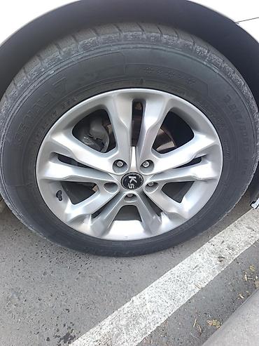 Шиналар жана дисктер: Дөңгөлөктөр монтажда 215 / 60 / R 17, Кыш, Колдонулган, Комплект, Жеңил унаалар, Куйма, тешиктери - 5 — 1