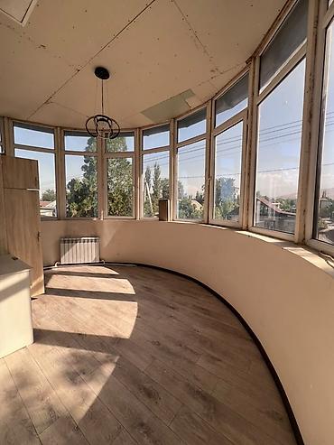 Продажа коттеджей и домов: 6 комнат, 200 м², 8 соток, Кунтуу — 19