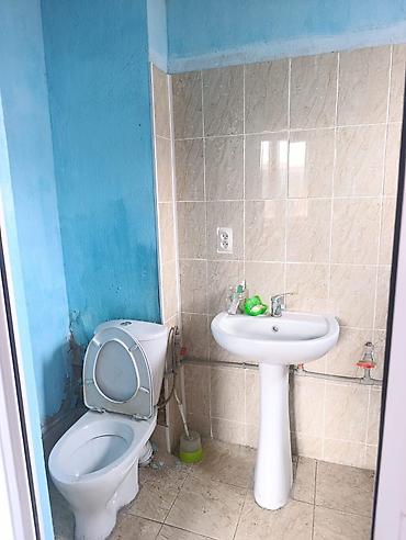 Продажа полдома: Продаётся пол дома в районе Старого толчка, ул. Щербакова 📍 Удобное — 5