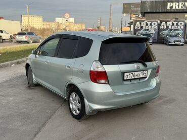 капот vento: Honda Fit: 2006 г., 1.3 л, Автомат, Бензин, Хетчбек