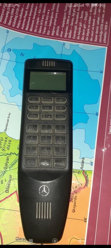 Mercedes avtomobil telefon