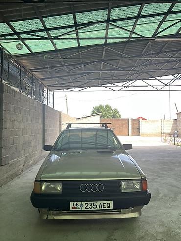 боз белер: Audi 80: 1985 г., 1.8 л, Кол менен иштөөчү, Бензин, Седан — 9
