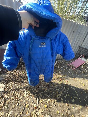зимняя детская куртка: Продаю детский комбинезон на флисе, зимний