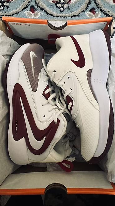Мужские кроссовки, 39, Nike, Новый, цвет - Белый, Платная доставка