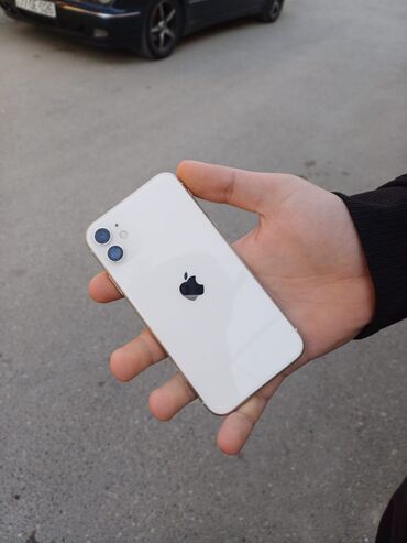 Apple iPhone: IPhone 11, 64 GB, Ağ, Zəmanət, Simsiz şarj, Sənədlərlə