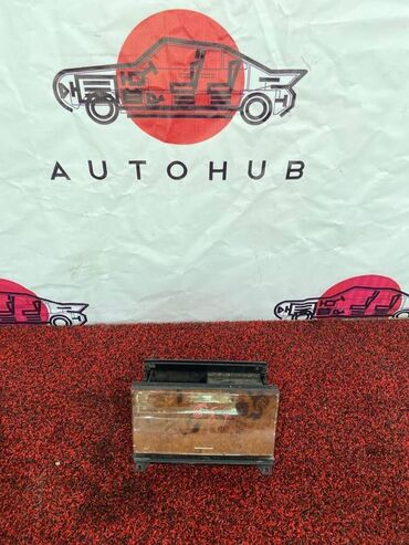 ценник на монеты: Пепельница Mercedes-Benz E-CLASS W210 2 2002 (б/у) САЛОННЫЕ ДЕТАЛИ -