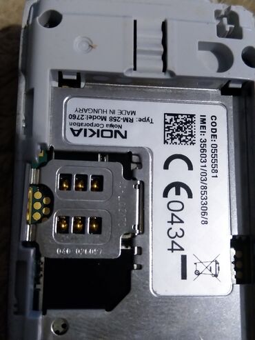 Nokia: Nokia preklopni telefon (clamshell) - Model sa spoljnim ekranom plave — 10