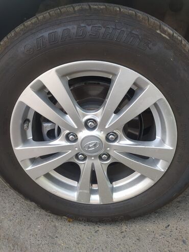 17 lik disk: İşlənmiş Disk təkər Hyundai 200 / 60 / R 17, 5 Boltlu