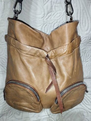 Torbe: Vrhunska kožna torba Uterque Prelepa torba španskog brenda Uterqü e — 1