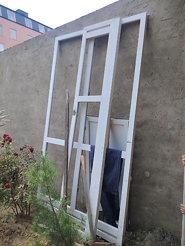 qapi cercivesi: Məhsul: Ağ rəngli pəncərə/örtüklü qapı çərçivələri və taxta — 2