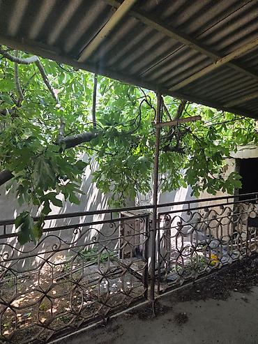 sabuncuda: Sabunçu qəs. 4 otaqlı, 3 kv. m, Təmirsiz — 2