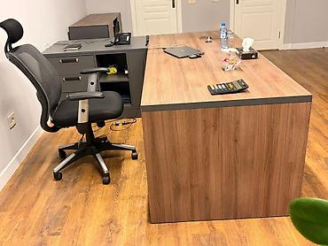 Digər ofis mebeli: Ofis mebeli ideal vəziyyətdədir. 8000 manata yığılıb. Hamısı birlikdə — 2