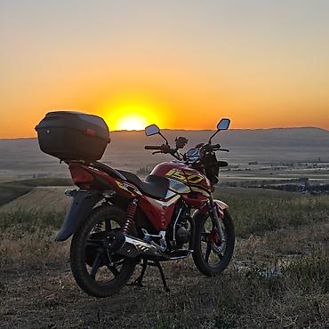 мото 300: Классический мотоцикл Honda, 150 куб. см, Бензин, Взрослый, Новый — 1