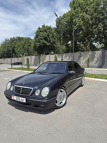 Mercedes-Benz: Mercedes-Benz E-Class: 2002 г., 3.7 л, Автомат, Бензин, Седан — 2