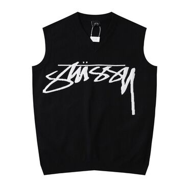 дордой оптом мужская одежда: Безрукавка Stussy в отличном качестве, все бирки на месте есть в два