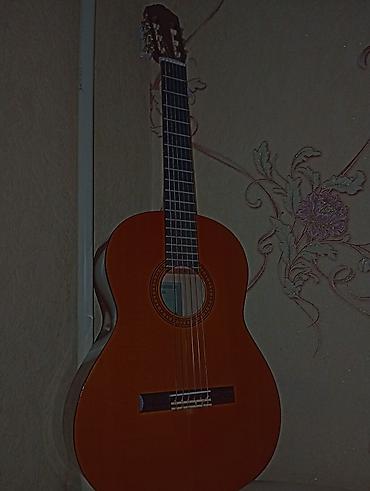 Klassik gitaralar: Klassik gitara, Yamaha, İşlənmiş, Ünvandan götürmə — 2