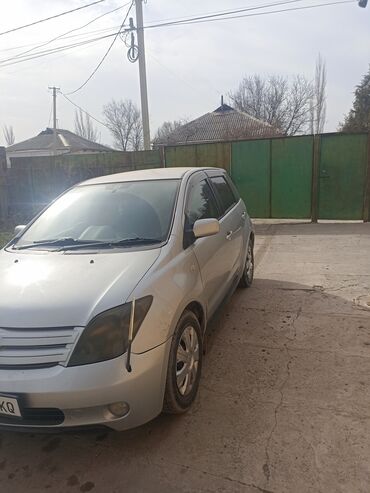 tayota: Toyota ist: 2002 г., 1.5 л, Автомат, Бензин, Универсал