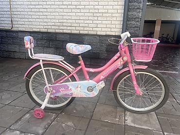fixed gear bishkek: Детский велосипед, 4-колесный, 4 - 6 лет, Для девочки, Б/у — 1