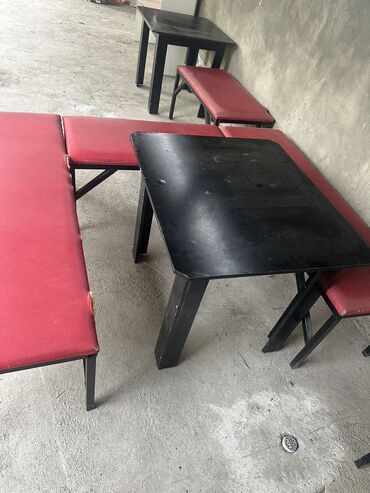 здаю в аренду кафе: Г.Жалал Абад стол для дома, сада и т.д