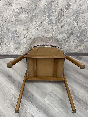 masa acilan: 4 eded var cemi her biri ayri ayriligda 50 manatdi Yemək otağı/mətbəx — 4