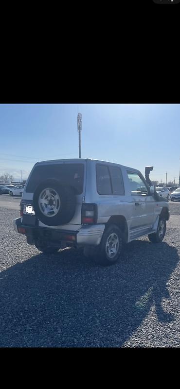 на поджеро: Mitsubishi Pajero: 2003 г., 2.5 л, Механика, Дизель, Внедорожник — 7