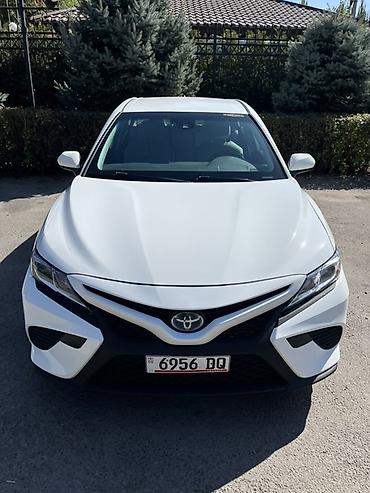 Toyota: Toyota Camry: 2020 г., 2.5 л, Автомат, Гибрид, Седан — 10