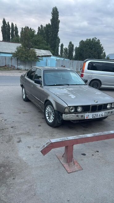бмв 34 автомобиль: BMW 5 series: 1999 г., 2.5 л, Механика, Бензин, Седан