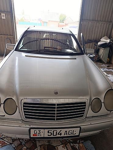 Mercedes-Benz E-Class: 1998 г., 3.2 л, Автомат, Бензин, Универсал