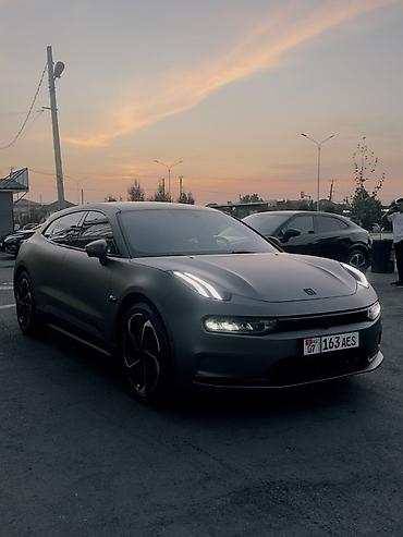 1 g fe: Zeekr 001: 0.1 л | 2022 г. Лифтбек — 1
