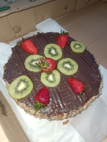 ad günü tortları 1 yaş: Tort sifarisi.(temiz kere yagi ile 30 AZN) hazirlanir.1 kilosu 25