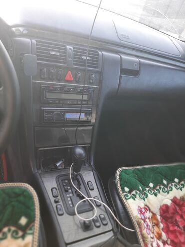 Mercedes-Benz: Mercedes-Benz E-Class: 1996 г., 3.2 л, Автомат, Газ, Седан — 9