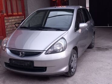 продаю с доплатой мне: Honda Jazz: 2005 г., 1.4 л, Механика, Бензин, Хетчбек