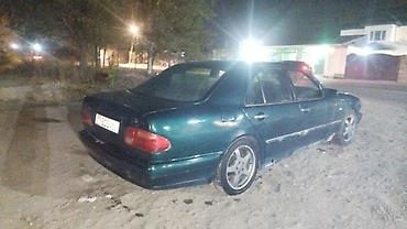 Mercedes-Benz E-Class: 1996 г., 2.3 л, Автомат, Бензин, Седан