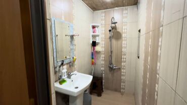 Köhnə tikili: Bakı, 8-ci kilometr, 5 otaqlı, Köhnə tikili, m. Xalqlar Dostluğu, 125 kv. m — 6