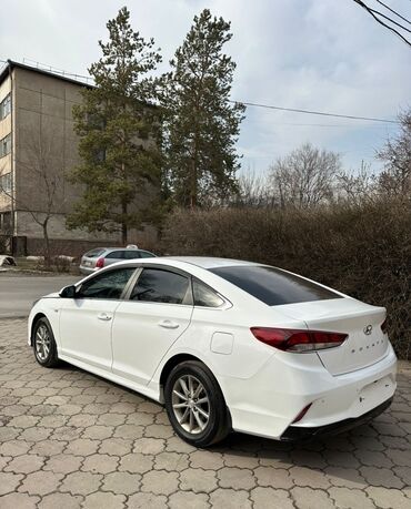 ищу машину в рассрочку: Hyundai Sonata: 2018 г., 2 л, Автомат, Газ