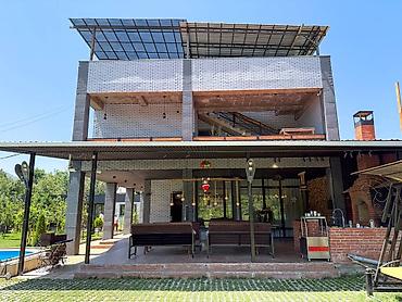 Посуточная аренда домов: 400 м², 5 комнат, Бассейн, Бронированные двери, Видеонаблюдение — 17