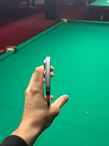 telefon satlsl: IPhone 16 Pro Max, 256 GB, Gümüşü, Simsiz şarj — 5