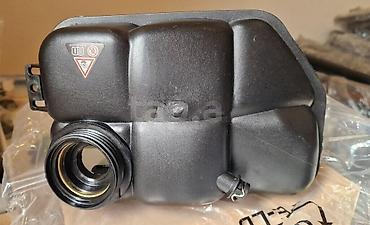 автомат: "Mercedes Benz W211" antifriz çəni Mercedes benz W211 antifriz cəni — 1