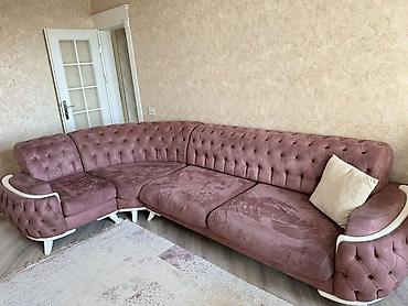 Künc divan – 250 AZN Ölçü: 2×3 m Xüsusiyyətlər: - Yumşaq, quilt