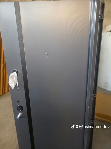 Giriş qapıları: Mənzil üçün Yeni Giriş qapısı 90x205 sm Çərçivə ilə, Zəmanətli, Pulsuz quraşdırma, Pulsuz çatdırılma — 12