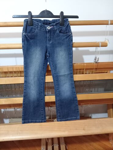 Farmerke: Farmerke za devojčicu od 6-7god, podesiv pojas, nogavice blago — 1