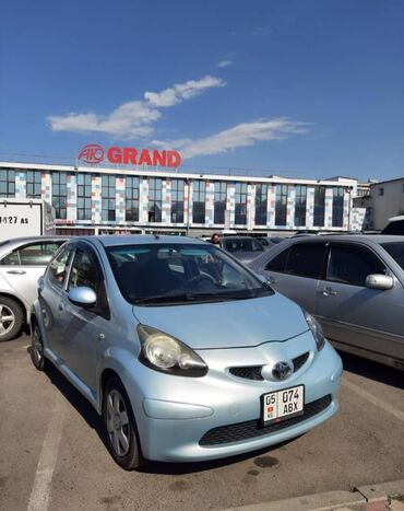 Toyota: Toyota Aygo: 2008 г., 1 л, Механика, Бензин, Хэтчбэк