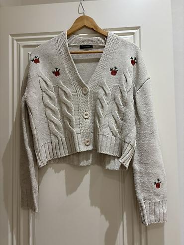 Trendyol jaket m razmer chox az geyinilib yenidir demek olar lalafo.az -da Trendyol jaket m razmer chox az geyinilib yenidir demek olar