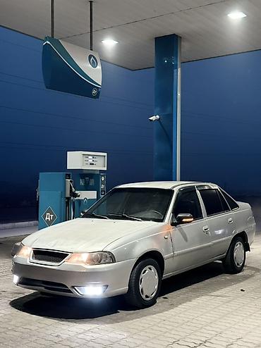 Daewoo: Daewoo Nexia: 2010 г., 1.6 л, Механика, Бензин, Седан — 2