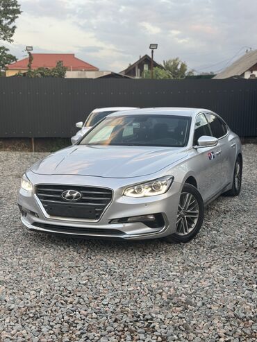 какую машину можно купить за 200 тысяч: Hyundai Grandeur: 2019 г., 3 л, Типтроник, Газ, Седан